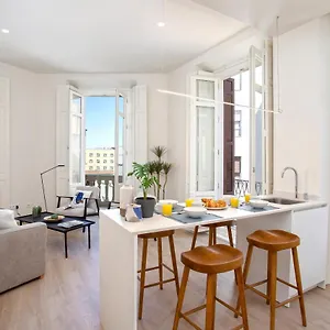 https://apartamentos-cisneros-by-rent-me.1costadelsol.com