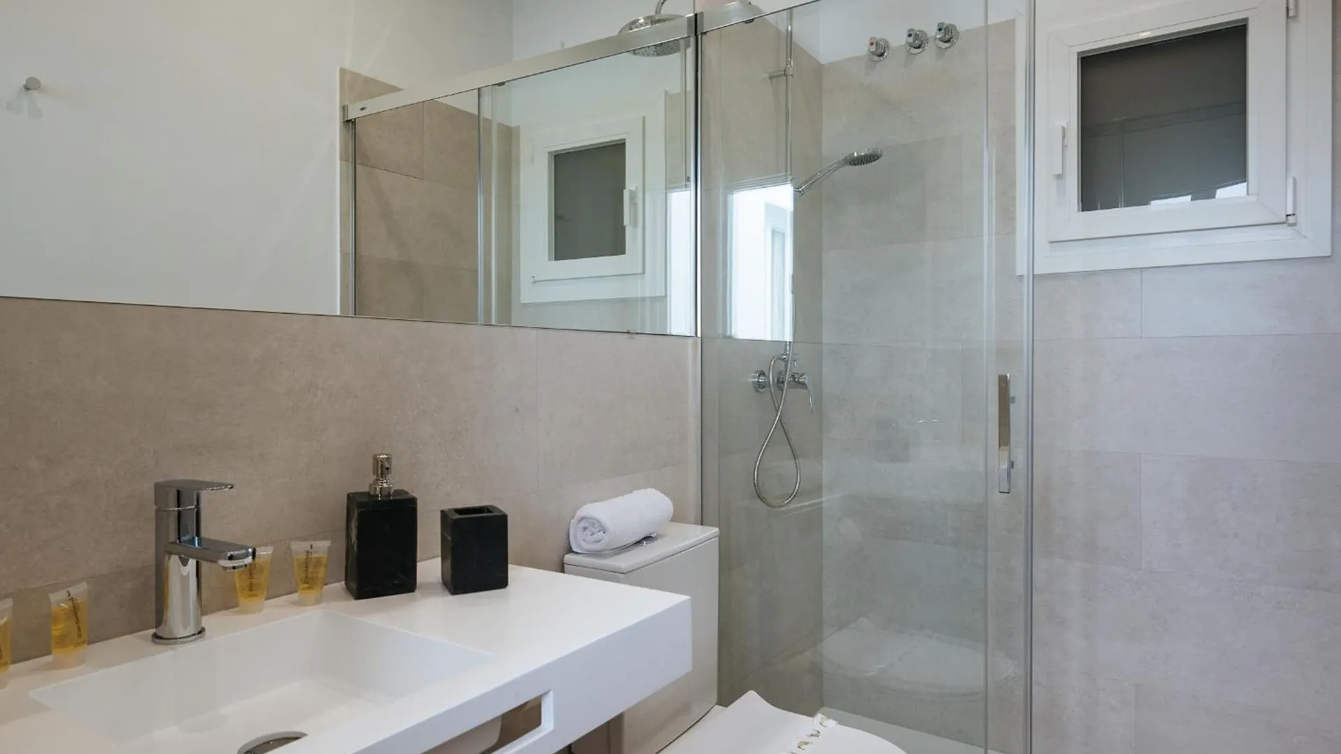 Ninesuites Cathedral Seville Apartment