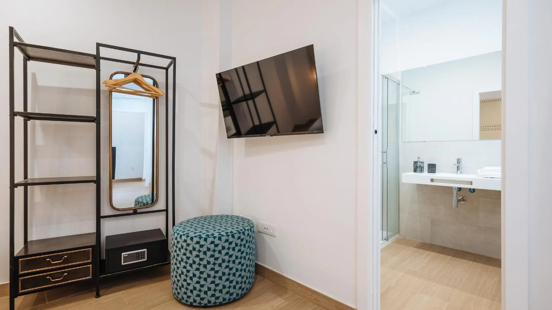 Ninesuites Cathedral Seville