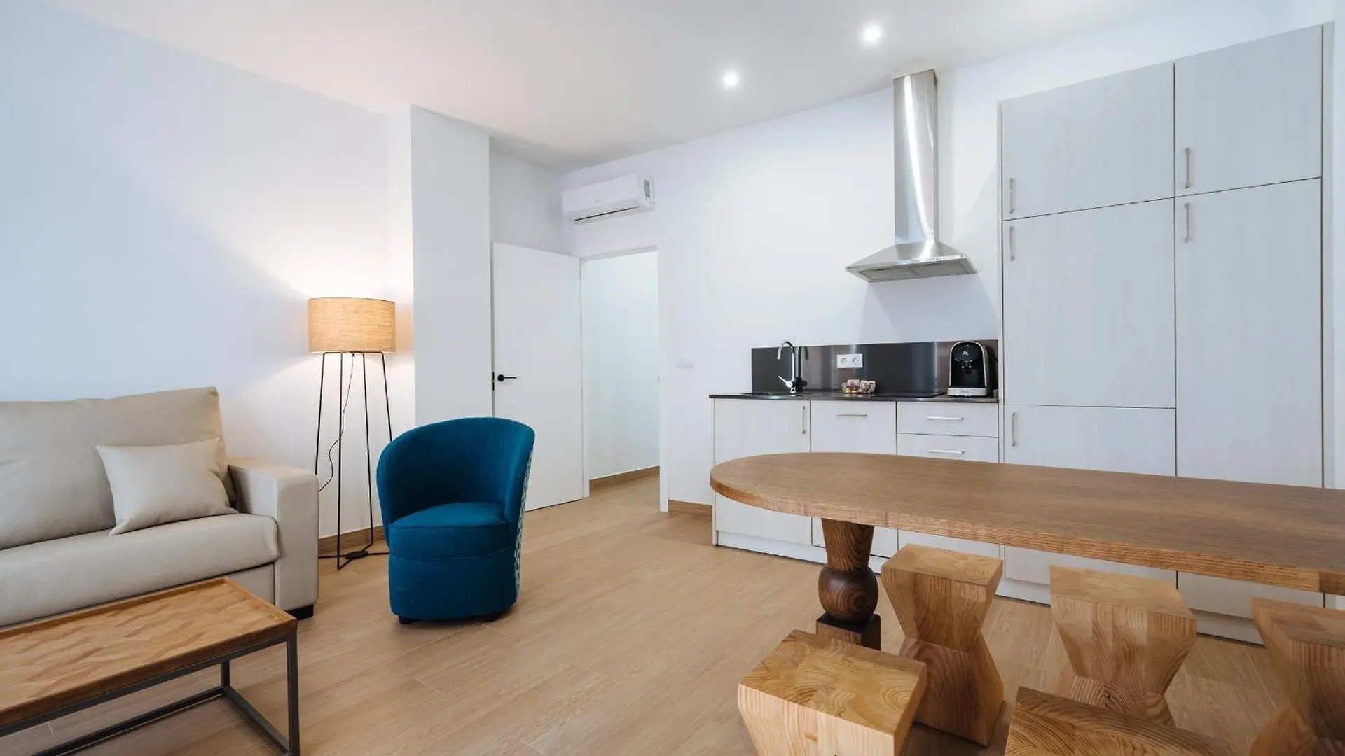 Ninesuites Cathedral Seville Apartment