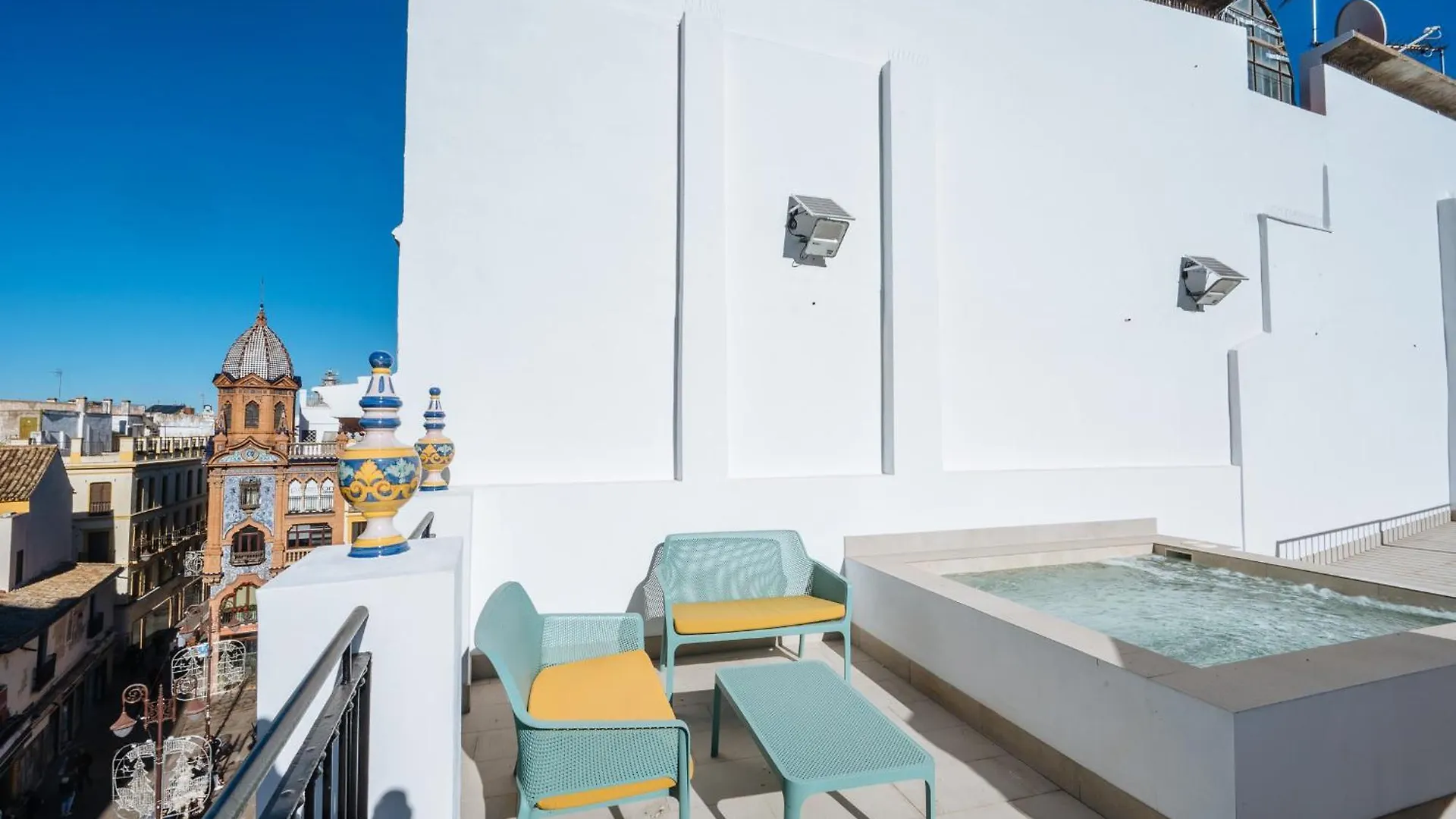 Ninesuites Cathedral Seville 0*,