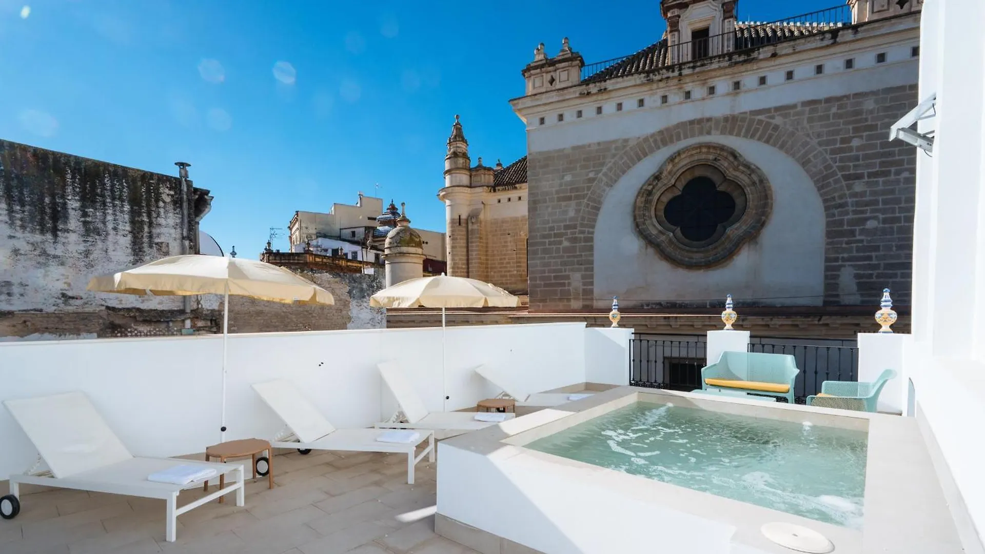 Ninesuites Cathedral Seville