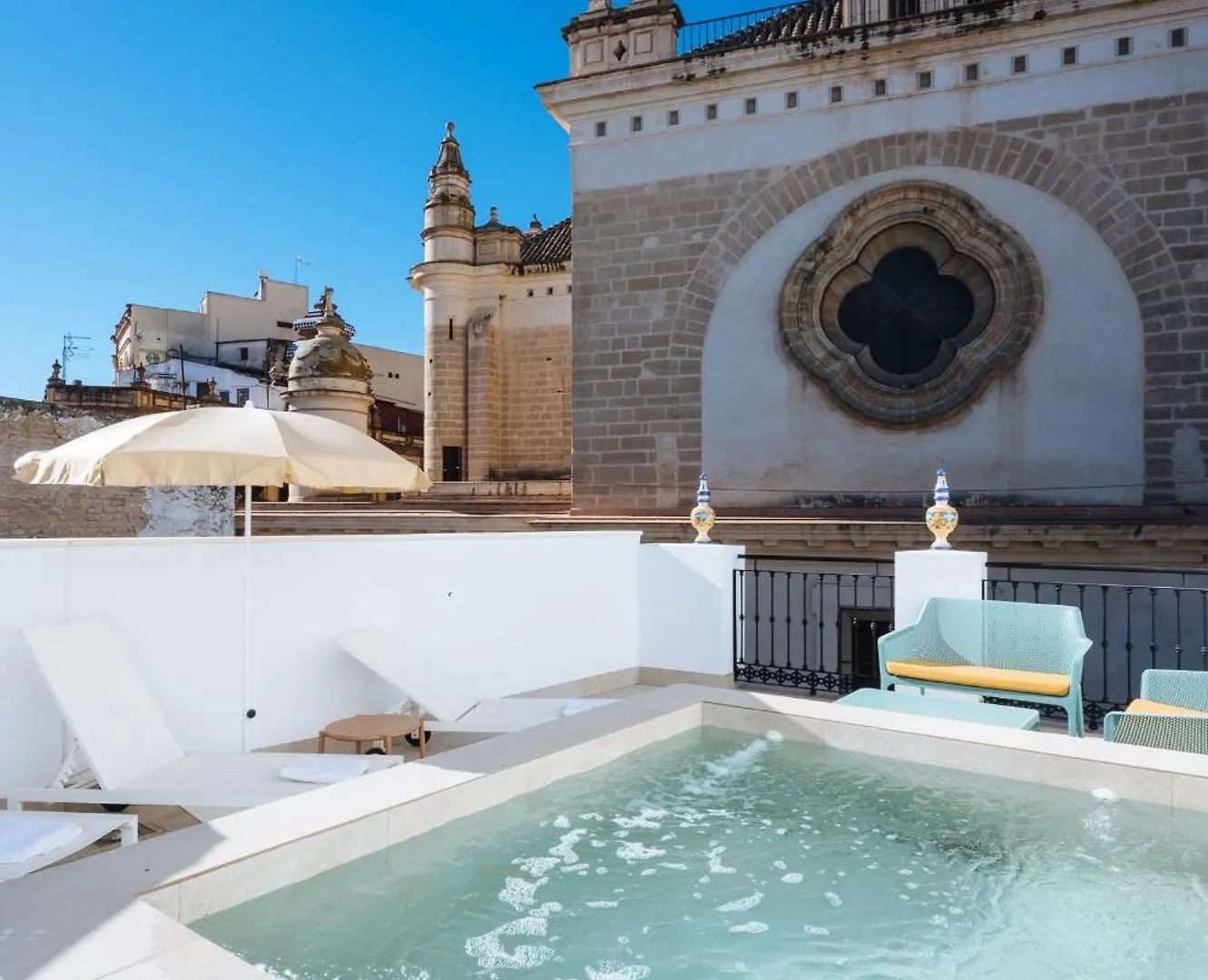 Ninesuites Cathedral Seville
