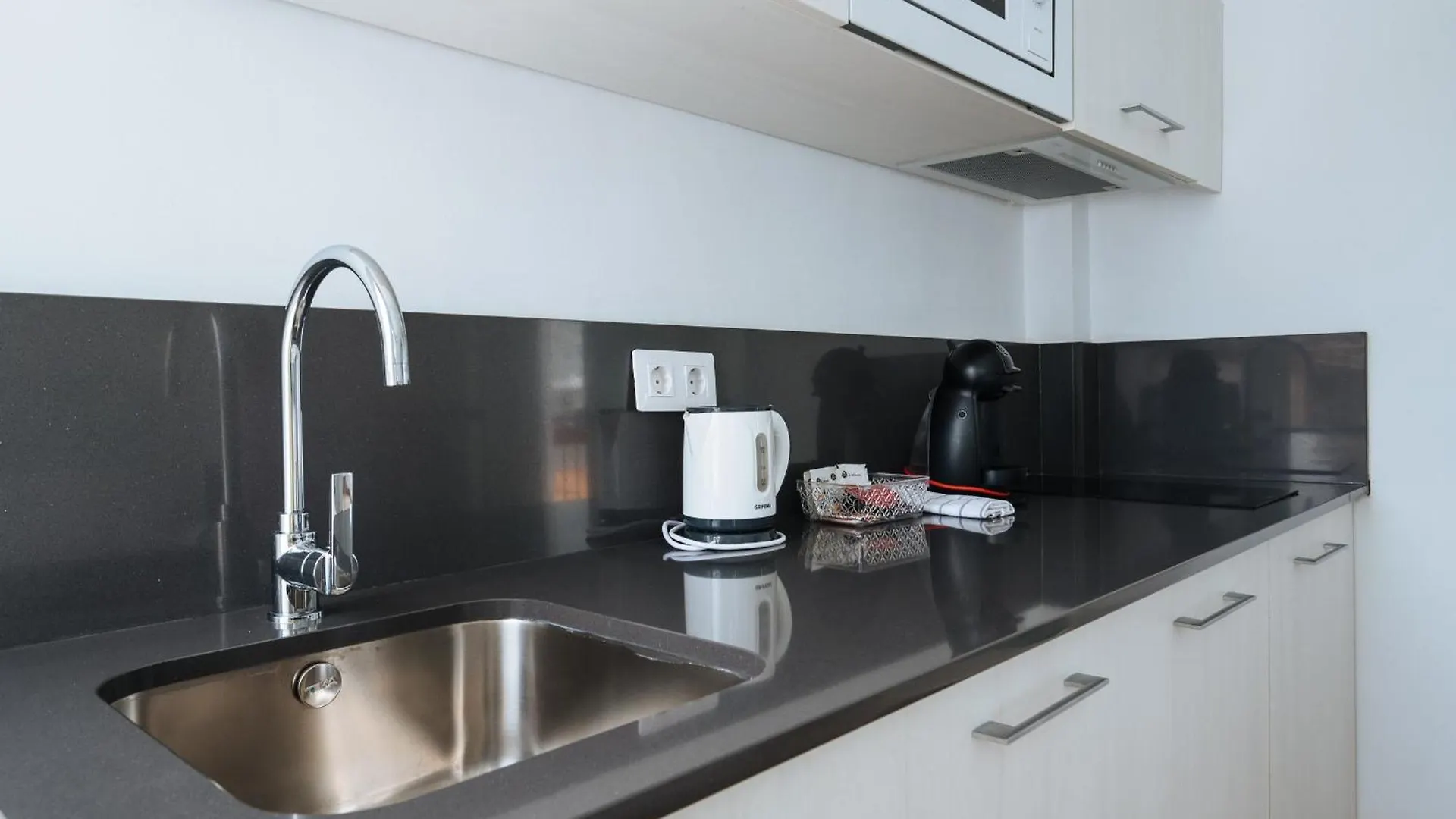 Ninesuites Cathedral Seville Apartment